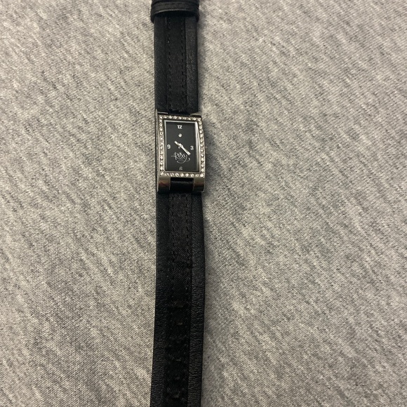 Watch - Picture 1 of 1